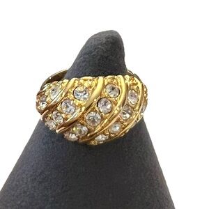 VTG 80s Avon Gold Tone Rhinestone Dome Statement Ring Size 7.5 Hollywood Glam